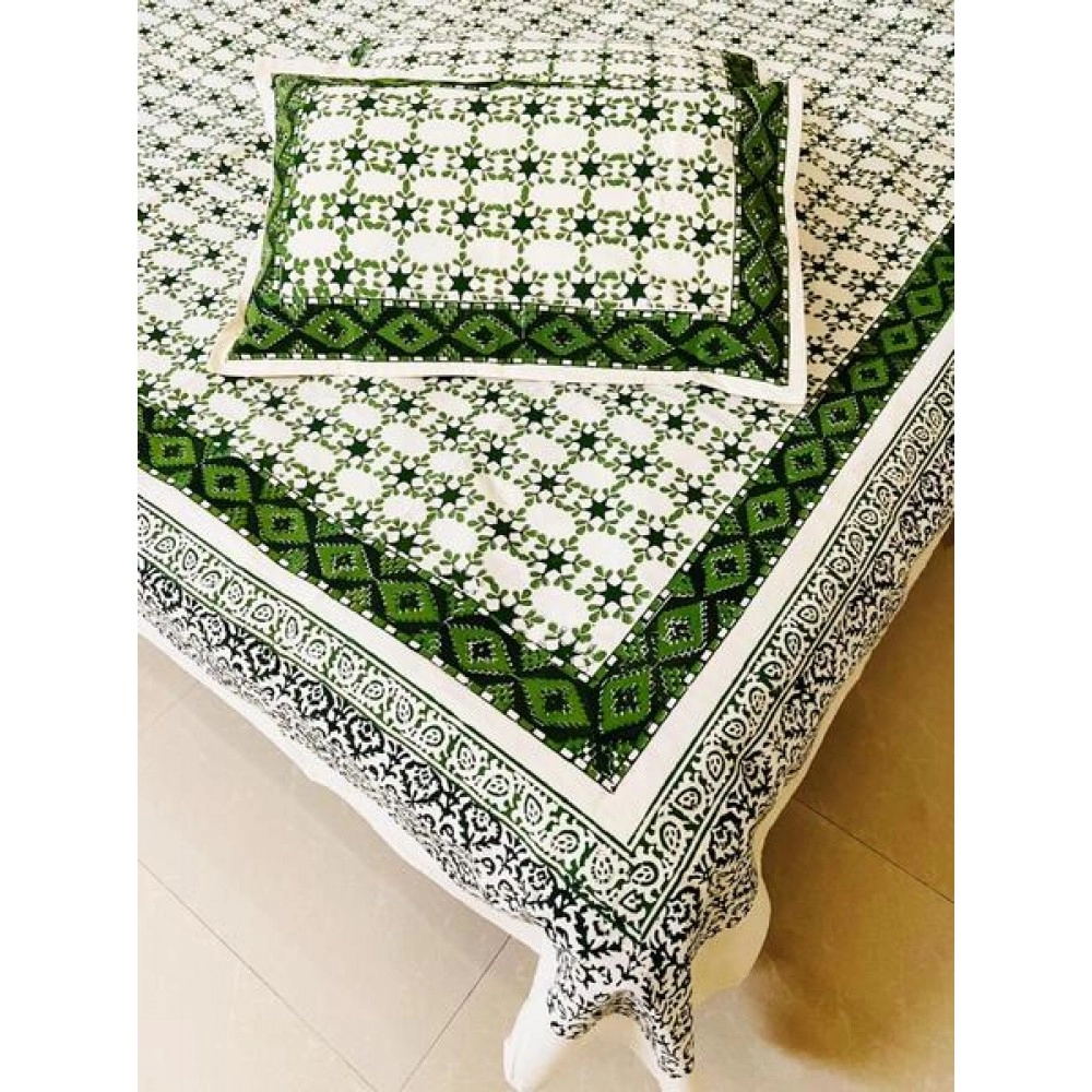 Aartyz Green And Off-white Kalamkari Cotton Bed Spreadsheet | 100x100 Inch