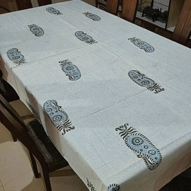 Aartyz Rectangular Cotton Dining Table Cover In Paisley Print
