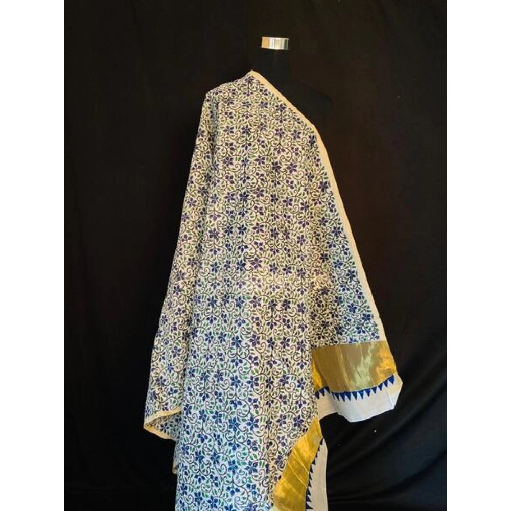 Aartyz Chanderi Dupatta With Floral Print