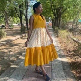 Aartyz White and Yellow Cotton Dress