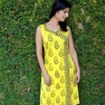 Aartyz Angarkha Pattern Print Sleeveless Kurti | Yellow