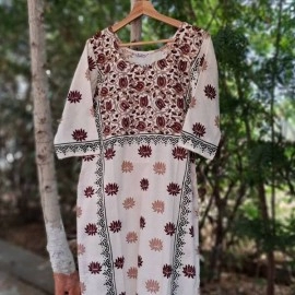 Aartyz Hand Block Printed Kurti | Off White