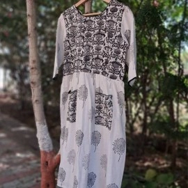 Aartyz Hand Block Printed Kurti | White