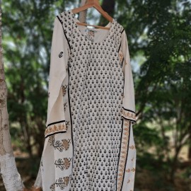 Aartyz Hand Block Printed Kurti | Off White