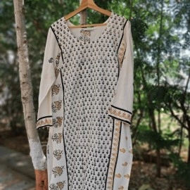 Aartyz Hand Block Printed Kurti | Off White