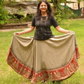 Aartyz Floral Khadi Skirt In Gray Color With Kalamkari Border