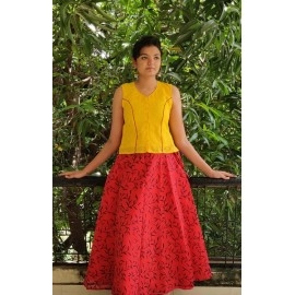 Aartyz Bright Red Chanderi Skirt With Black Leafy Print