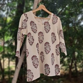 Aartyz Cotton Block Printed White Top