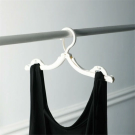 Portable and Foldable Multicolor Plastic Hangers (1pc)