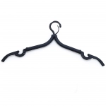 Portable and Foldable Multicolor Plastic Hangers (1pc)