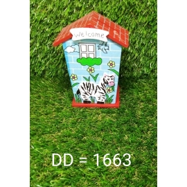 Cute Cartoon House Shaped Lovely Wooden Piggy Bank Money Bank