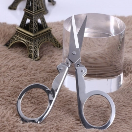 Folding Scissor 3.5inch used in crafting and cutting purposes