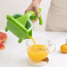 Heavy Duty Juice Press Squeezer with juicers (Multicoloured)