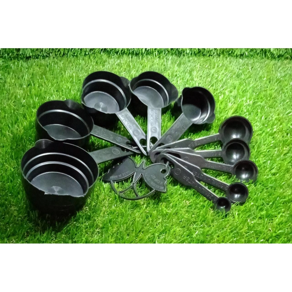 Plastic Measuring Cups And Spoons (11 Pcs, Black) With Butterfly Shape  Holder (2646)