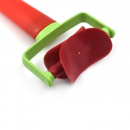 Cookie Rolling Cutter Used in all Kinds of Household and Kitchen Places for Making Cookies and Stuff