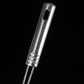 Medium Oil Strainer To Get Perfect Fried Food Stuffs Easily Without Any Problem And Damage.