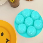 7 Cavity Smiley Shape Chocolate Mold Tray Cake Baking Mold Flexible Silicone Chocolate Making Tool