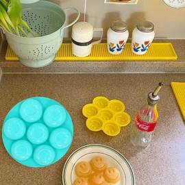 7 Cavity Smiley Shape Chocolate Mold Tray Cake Baking Mold Flexible Silicone Chocolate Making Tool