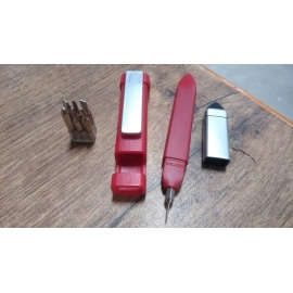 Pen Shaped Phone Holder With Screwdriver Sets, Multi-Function Pen 4 in 1 Tech Tool Pen