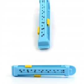 Small Multipurpose Food Snack Plastic Bag Clip Sealer/Packet Sealer Clamps/Manual Vacuum Bag Sealer/Food Pouch Clip/Bag Zipper/Food Clips Sealer | Set of 4