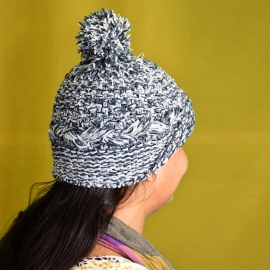 Men's and Women's Skull Slouchy Winter Woolen Knitted Black Inside Fur Beanie Cap