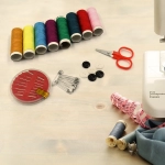 Double Layer Small and Portable Travel Sewing Kits Box with Color Needle Threads Scissor pin Hand Work Sewing Box