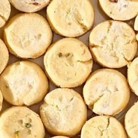 Dhampur Green | Speciality Jaggery Gur Pista Nan Khatai 200 g (Pack of 2)