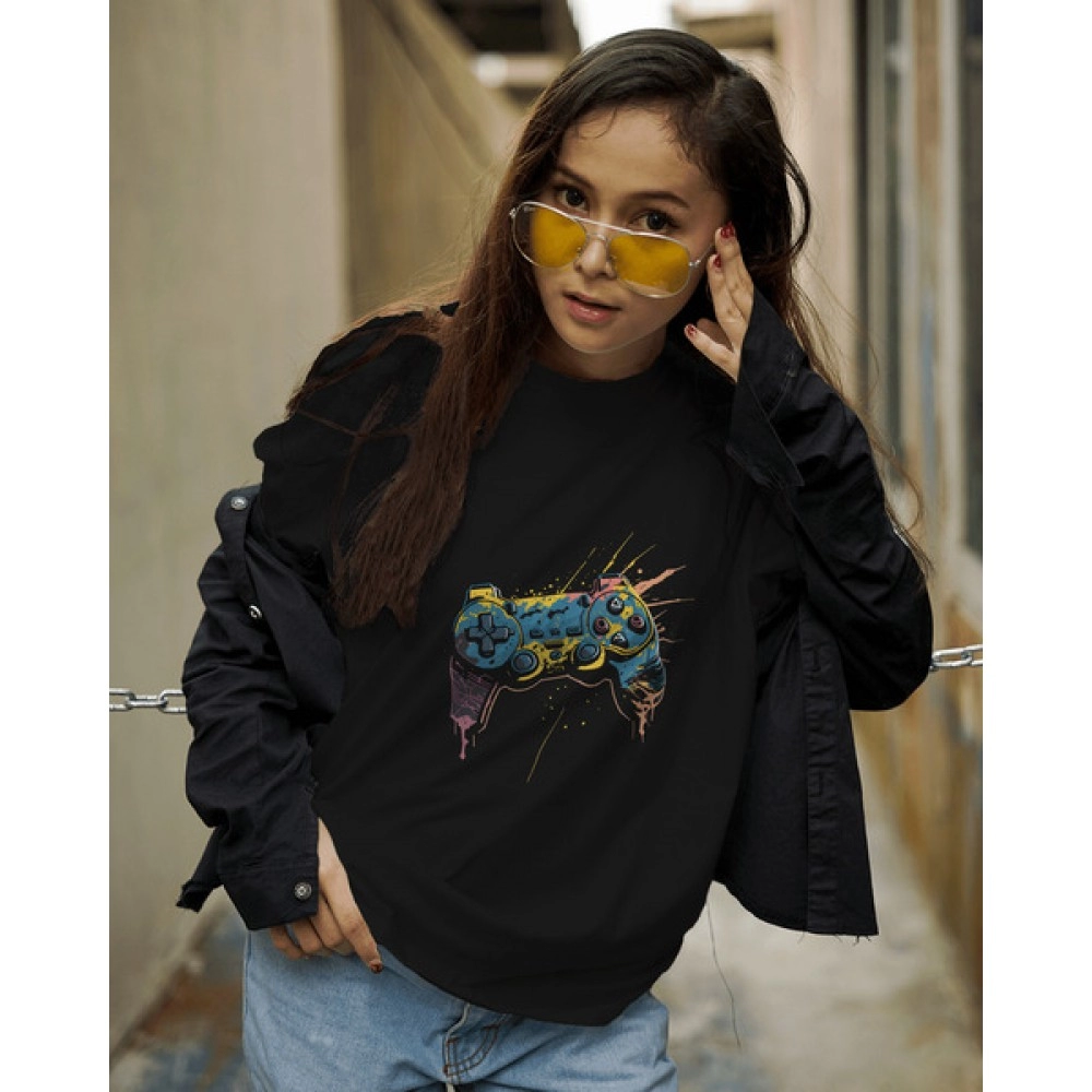 Video Game Controller | SABEZY ESSENTIALS Cotton Regular Women's T-Shirt | Black