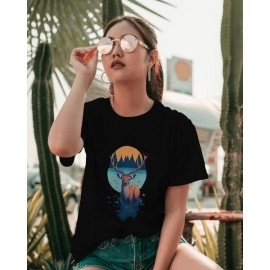 Wild Deer | SABEZY ESSENTIALS Cotton Regular Women's T-Shirt | Black
