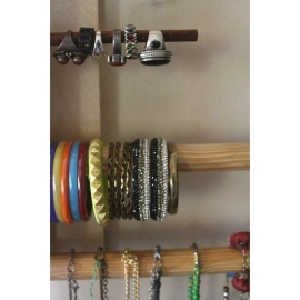 Barish Handcrafted Decor Jewellery Organiser For Home | Rubberwood