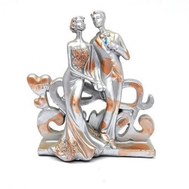 Love Romantic Couple Showpiece